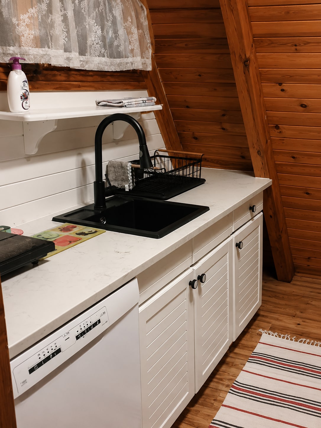 Kitchen sink and worktop