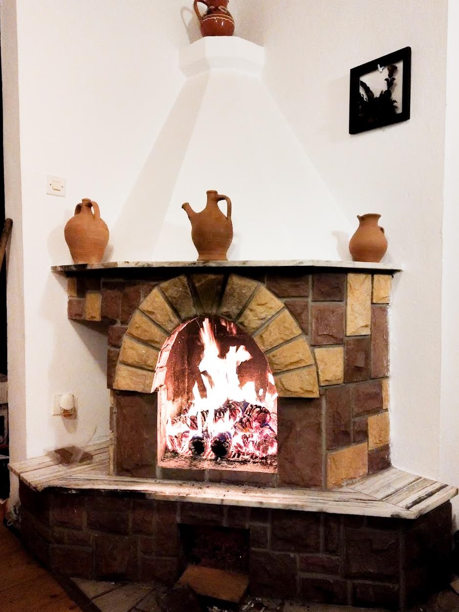 Open fireplace in the living room